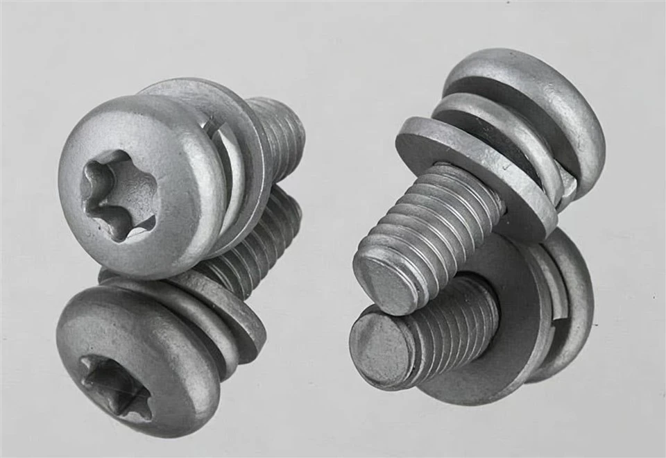 Dacromet 도금 Torx 팬 헤드 Sems 나사